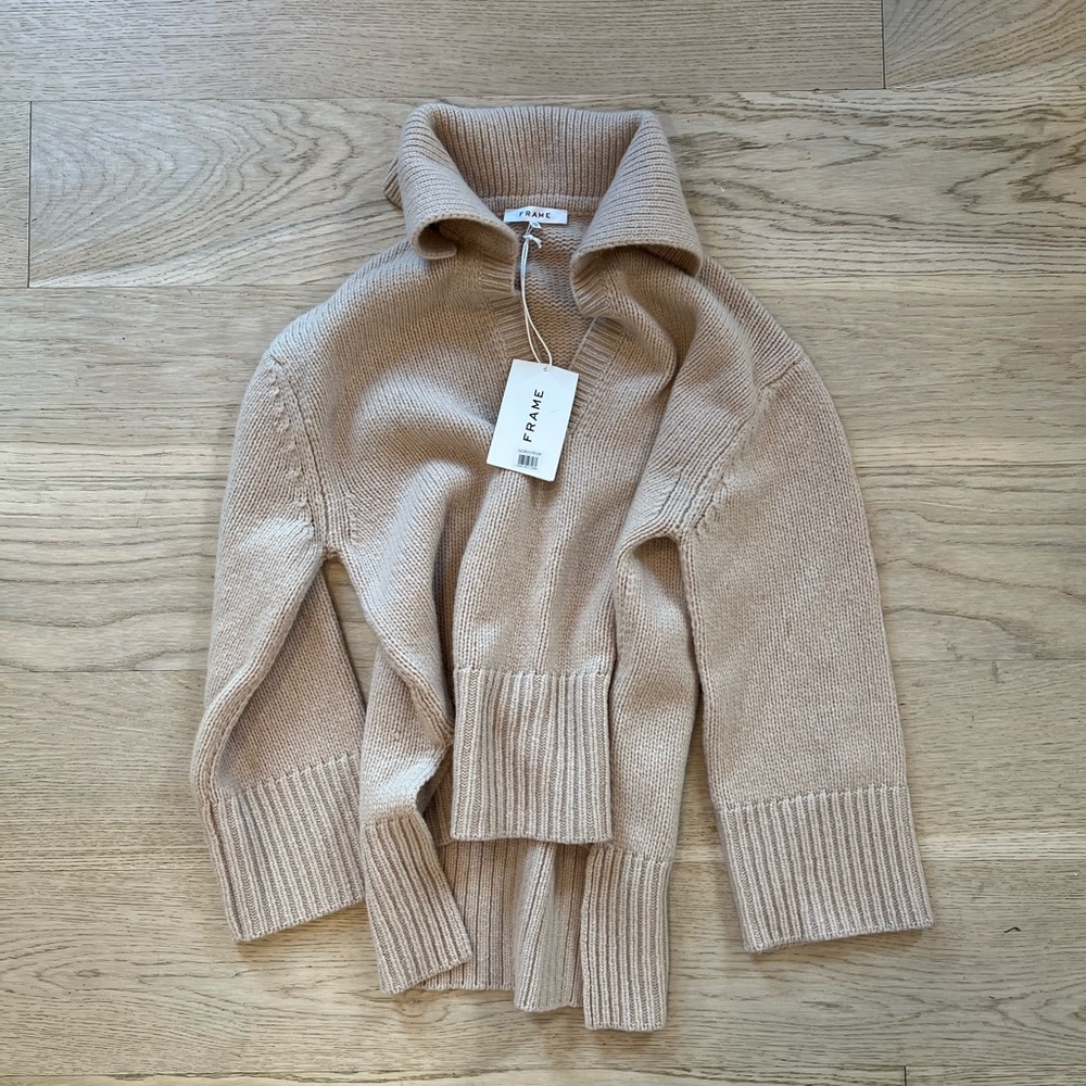 FRAME Oversized Plunge Cream V-Neck Tan Sweater
